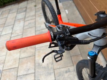 Used Canyon Neuron 7 2021 2021 Mountainbike, Light Gray, 27.5, 29 — image 6 of 9