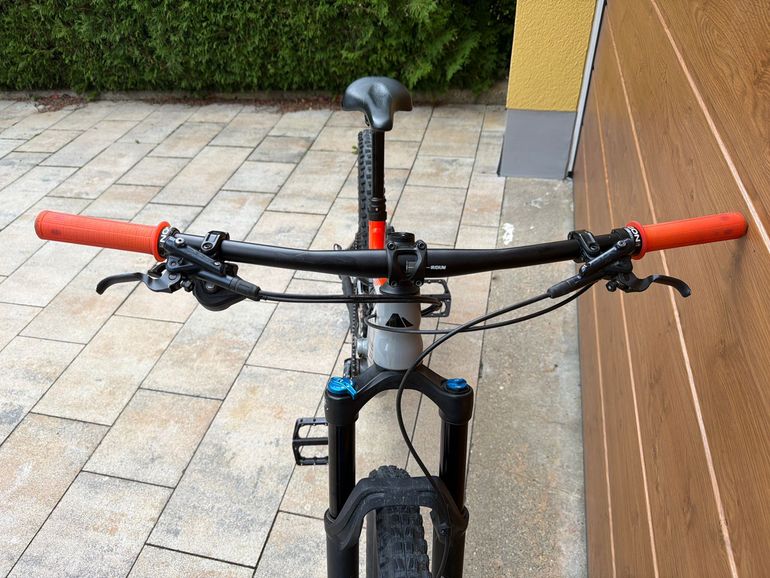 Canyon Neuron 7 2021 2021 Mountainbike d'occasion — image 5 sur 9