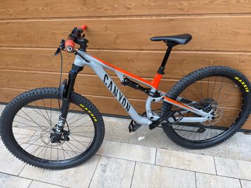 Used Canyon Neuron 7 2021 2021 Mountainbike, Light Gray, 27.5, 29 — image 1 of 9