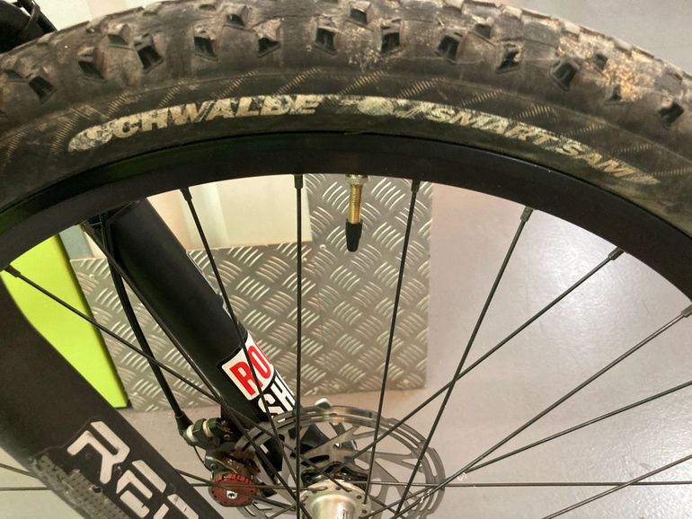 Used Unknown Custom Shimano Deore XT 2008 Mountainbike, Black — image 12 of 16