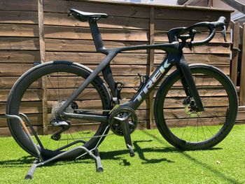 Trek madone slr8 Custom Shimano Ultegra Di2 2023 Corsa & gravel usato