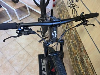 Used Scott Scale 940 2024 2024 Mountainbike, Black, 29 — image 11 of 15