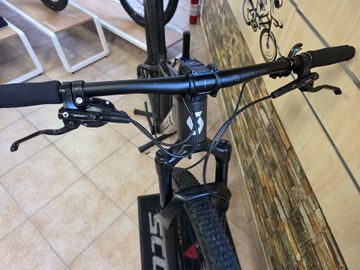 Used Scott Scale 940 2024 2024 Mountainbike, Black, 29 — image 11 of 25