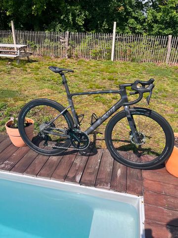 Scott Addict RC Ultimate 2025 Road & Gravel usato
