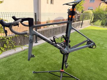 Gebrauchtes Scott Addict RC 10 prism 2021 Frameset 2021 Road & Gravel, Hellgrau — Bild 2 von 14