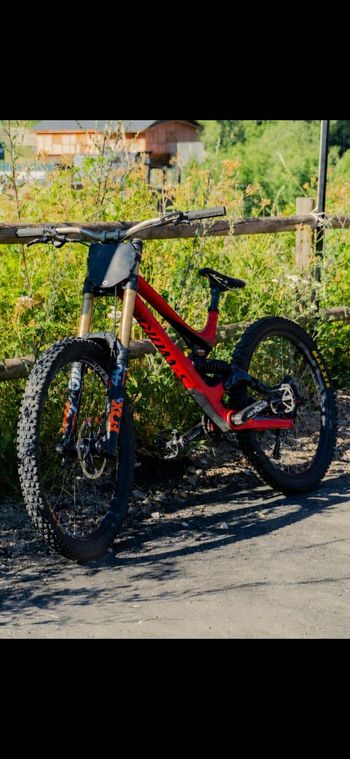 Použité Specialized Demo 8 I Carbon 2018 2018 MTB