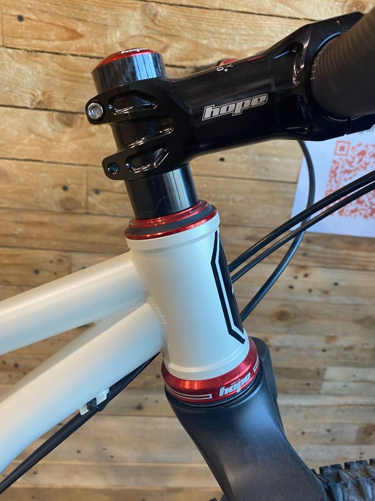 Goblinbikes Custom L-TWOO GRT 2025 Mountainbike usato, Bianco — immagine 5 di 10