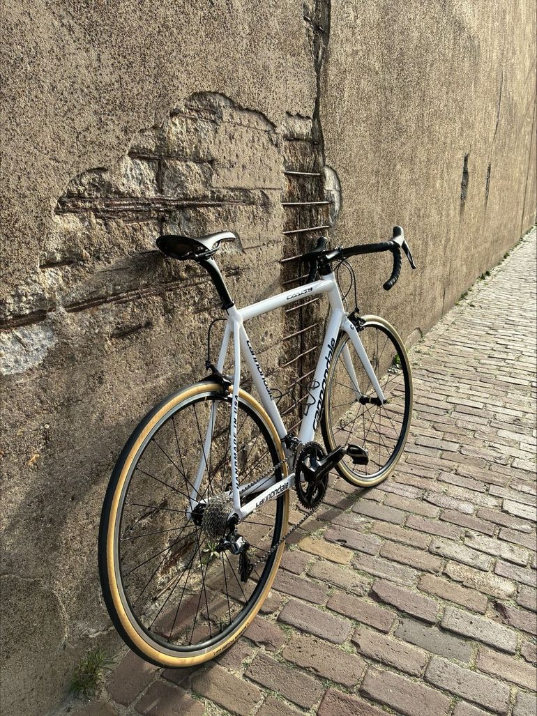 Used Cannondale Caad Shimano Dura Ace 2012 Road & Gravel, White — image 3 of 5