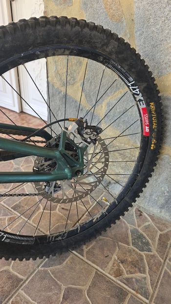 Brugt Commencal Supreme SRAM GX DH 2023 Mountainbike — billede 3 af 10
