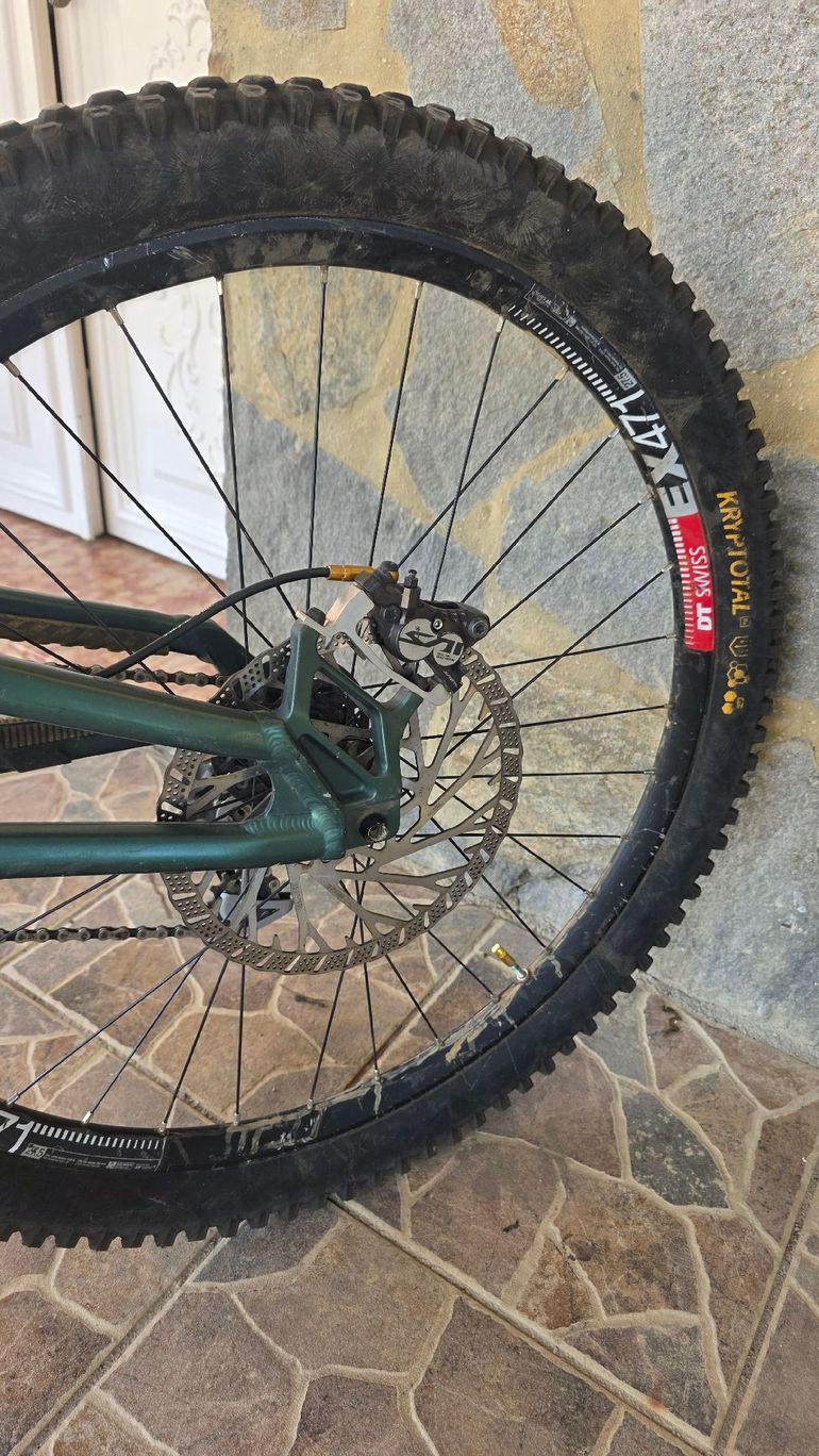 Brugt Commencal Supreme SRAM GX DH 2023 Mountainbike — billede 3 af 10