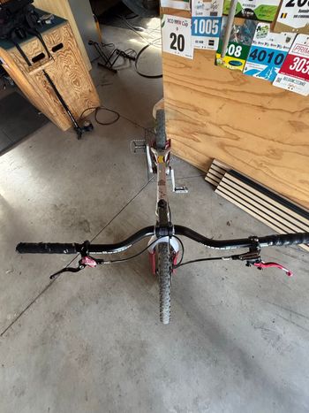 Used Clean Custom Other 2022 Mountainbike, Light Gray — image 7 of 9