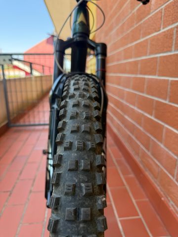 Używany Vitus Escarpe 27 Frame 2022 2022 Mountainbike — zdjęcie 15 z 18