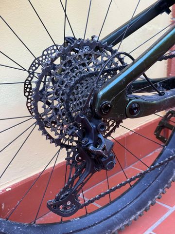 Używany Vitus Escarpe 27 Frame 2022 2022 Mountainbike — zdjęcie 10 z 18