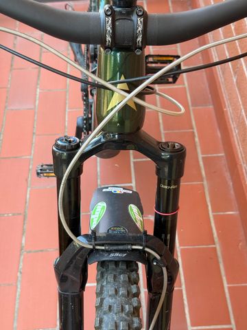 Używany Vitus Escarpe 27 Frame 2022 2022 Mountainbike — zdjęcie 16 z 18