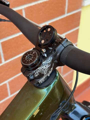 Używany Vitus Escarpe 27 Frame 2022 2022 Mountainbike — zdjęcie 12 z 18