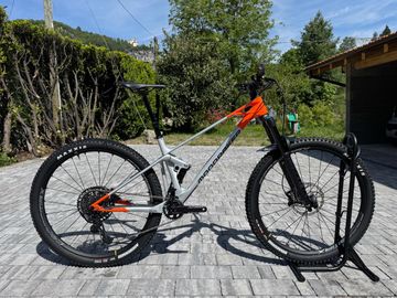 Used Mondraker raze Custom Other 2023 MTB