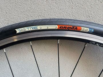 Used Merida Scultura Shimano 105 2014 Road & Gravel, Light Gray — image 17 of 26