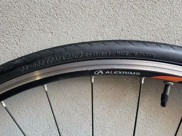 Used Merida Scultura Shimano 105 2014 Road & Gravel, Light Gray — image 22 of 26