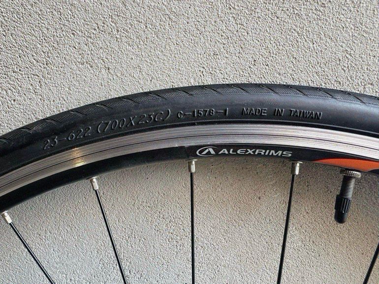 Used Merida Scultura Shimano 105 2014 Road & Gravel, Light Gray — image 22 of 26