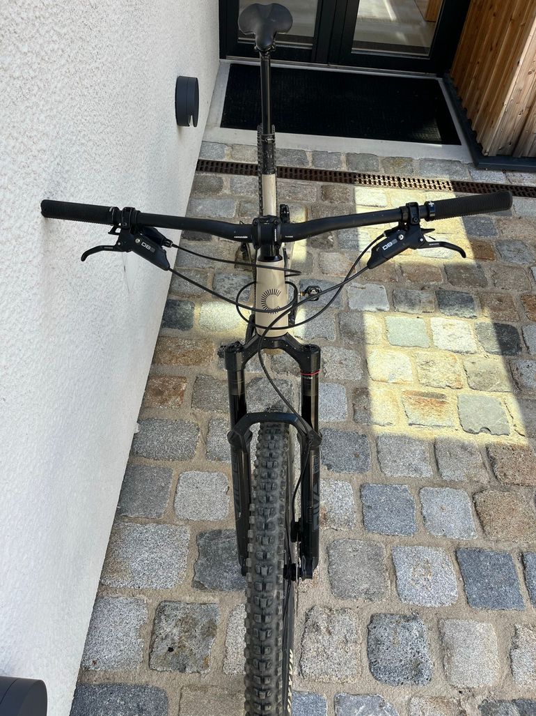 Brugt Cannondale Habit Carbon 2 2024 2024 Mountainbike — billede 5 af 8