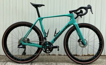 Brugt Bianchi Impulso RC GRX 825 DI2 2025 2025 Road & Gravel