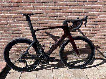 Tweedehands Scott Foil Shimano 105 Di2 2023 Road & Gravel — afbeelding 1 van 7