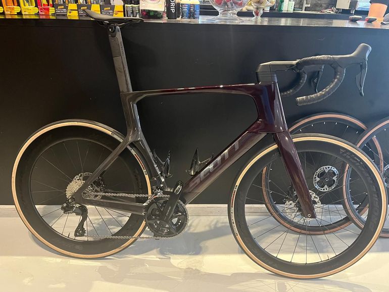 Gebrauchtes Scott Foil Shimano 105 Di2 2023 Road & Gravel, Rot — Bild 4 von 4