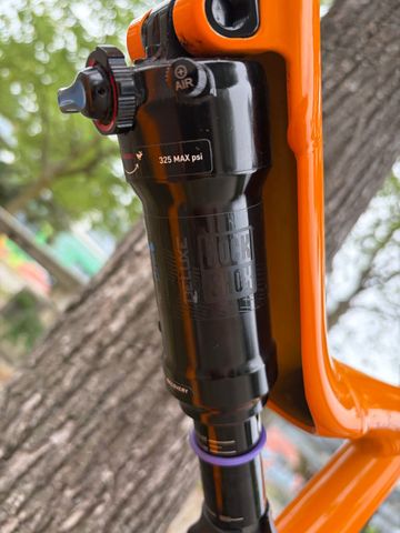 Brugt Commencal META AM V4.2 ESSENTIAL 2018 2018 Mountainbike — billede 5 af 5