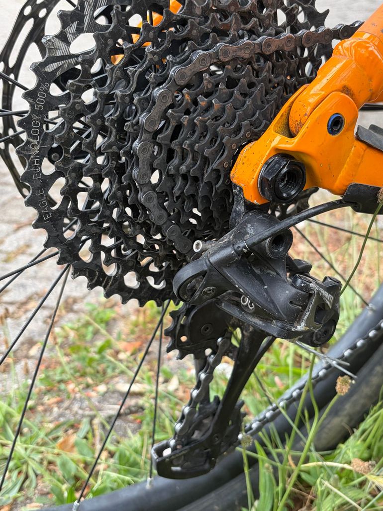 Brugt Commencal META AM V4.2 ESSENTIAL 2018 2018 Mountainbike — billede 2 af 5