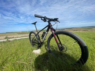 Brugt Orbea ALMA M ELITE 2024 2024 Mountainbike — billede 2 af 5