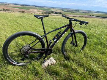 Brugt Orbea ALMA M ELITE 2024 2024 Mountainbike — billede 3 af 5