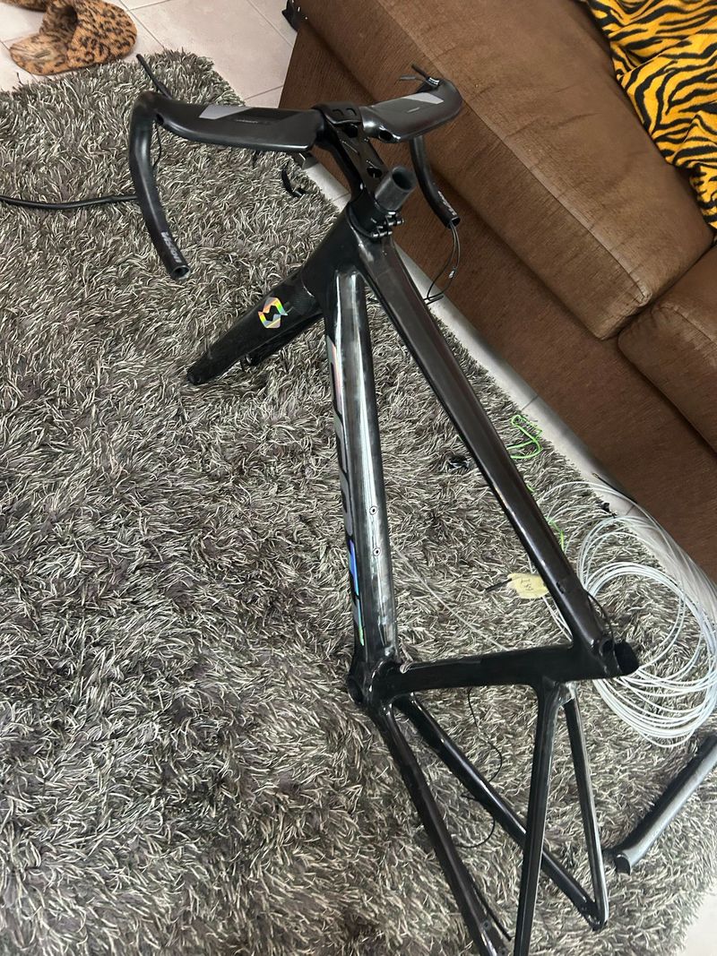 Used Scott Addict 10 2022 Frameset 2022 Road & Gravel, Black — image 5 of 6