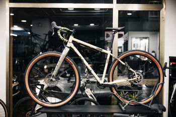 Brugt Cinelli HOBOOTLEG GEO - SHIMANO GRX 2X10 MIX 2025 2025 Road & Gravel