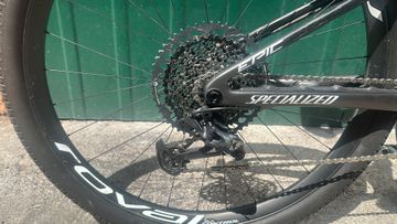 Used Specialized Epic EVO Expert 2023 2023 Mountainbike, Black — image 3 of 16