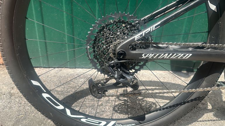 Brugt Specialized Epic EVO Expert 2023 2023 Mountainbike — billede 3 af 16