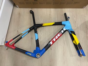 Used Trek Domane SLR 7 Gen 4 2025 Frameset 2025 Road & Gravel