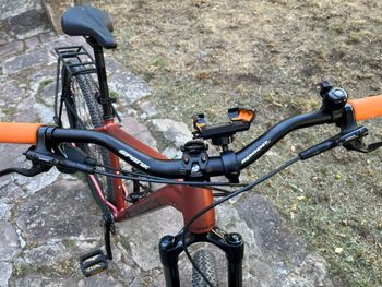 Used Orbea ONNA 10 2023 2023 Mountainbike, Orange, 27.5, 29 — image 11 of 16