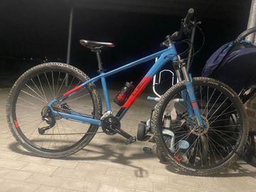 Tweedehands CUBE Custom Shimano Alivio 2021 MTB