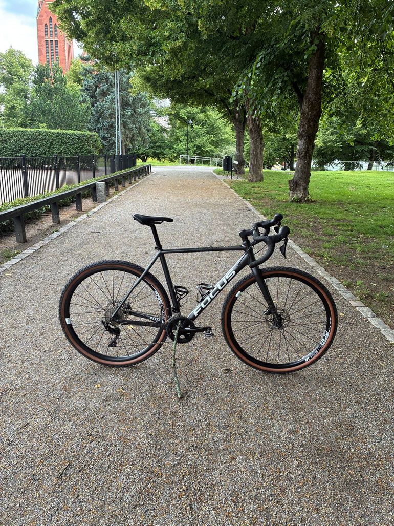 Used Focus MARES 6.9 2021 2021 Road & Gravel, Black — image 10 of 22