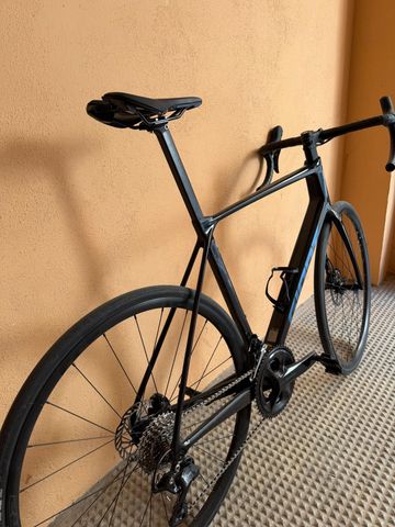 Używany Giant TCR Advanced 2 2025 2025 Road & Gravel — zdjęcie 2 z 5