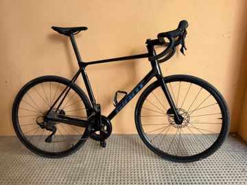 Używany Giant TCR Advanced 2 2025 2025 Road & Gravel — zdjęcie 1 z 5