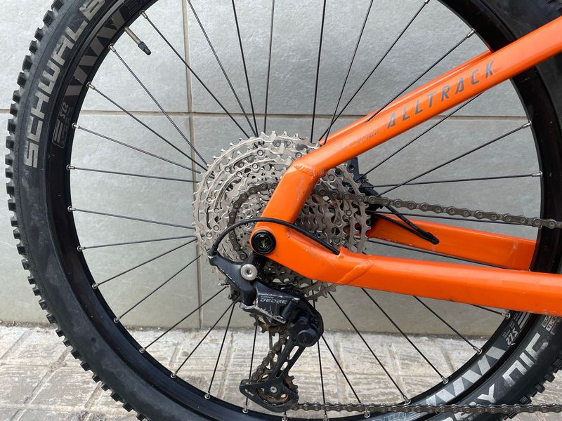 Used Haibike AllTrack 6 2025 2025 Mountainbike, Orange, 27.5 — image 3 of 9