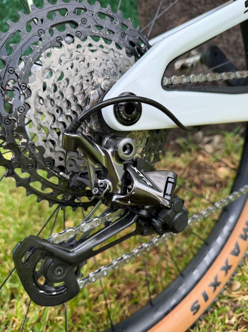 Used Scott Spark RC Pro 2022 2022 Mountainbike, White, 29 — image 10 of 17