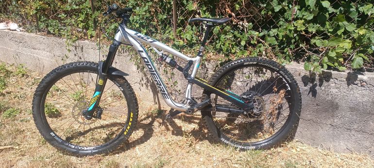Lapierre Zesty AM 427 2017 Mountainbike usato, Grigio chiaro — immagine 2 di 3