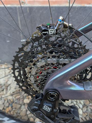 Brugt Giant Trance E+ ELITE & EP+ 200 2025 Mountainbike — billede 15 af 33