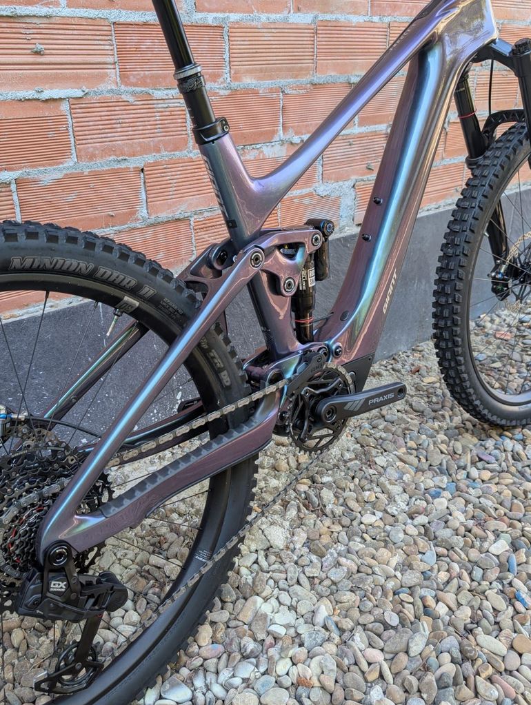 Brugt Giant Trance E+ ELITE & EP+ 200 2025 Mountainbike — billede 27 af 33