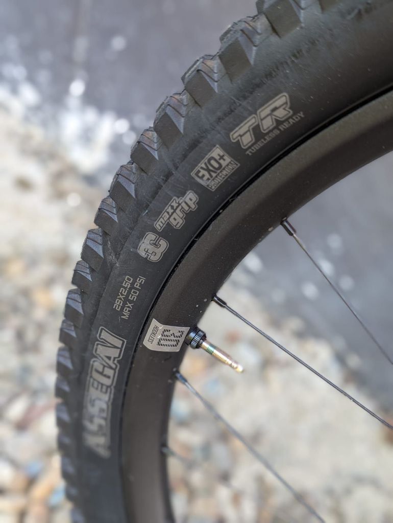 Brugt Giant Trance E+ ELITE & EP+ 200 2025 Mountainbike — billede 10 af 33