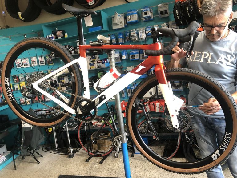 Used 3T RACEMAX SRAM Rival eTap AXS 2023 Road & Gravel, Red — image 8 of 17