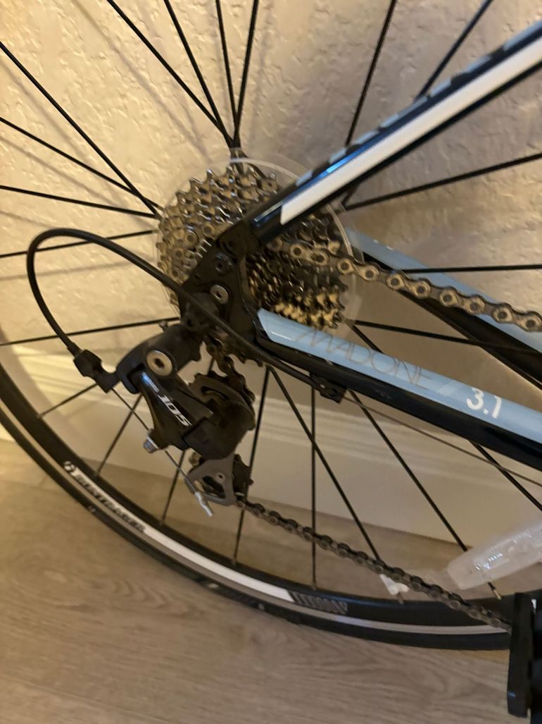 Used Trek Madone 3.1 WSD (Compact) 2012 2012 Road & Gravel, Blue — image 4 of 8