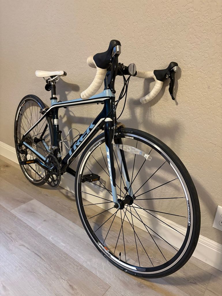 Used Trek Madone 3.1 WSD (Compact) 2012 2012 Road & Gravel, Blue — image 2 of 8